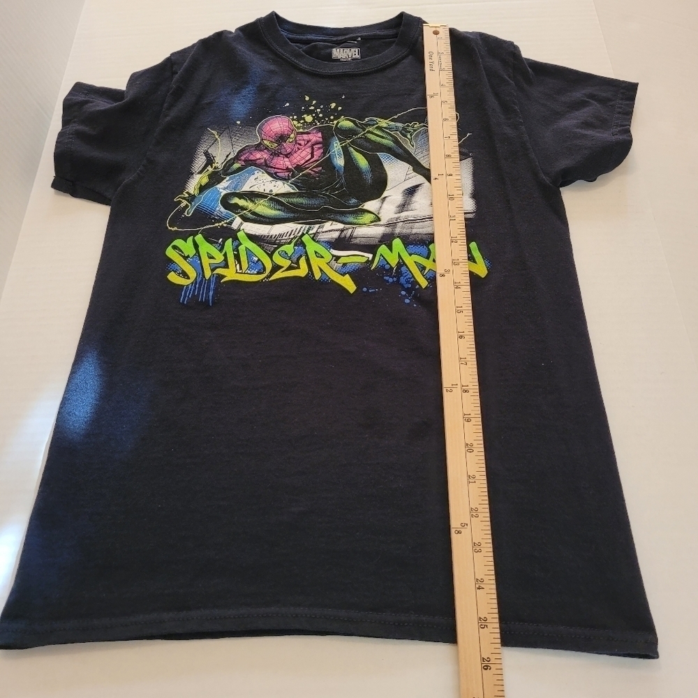 Spiderman Marvel Men's Black T-Shirt Sz: S - Picture 5 of 7